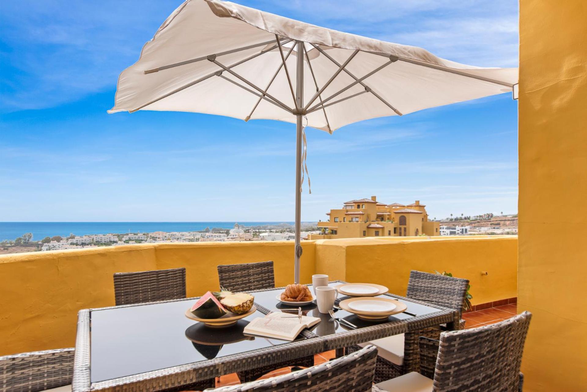 Sky And Sea Estepona Penthouse Exterior photo